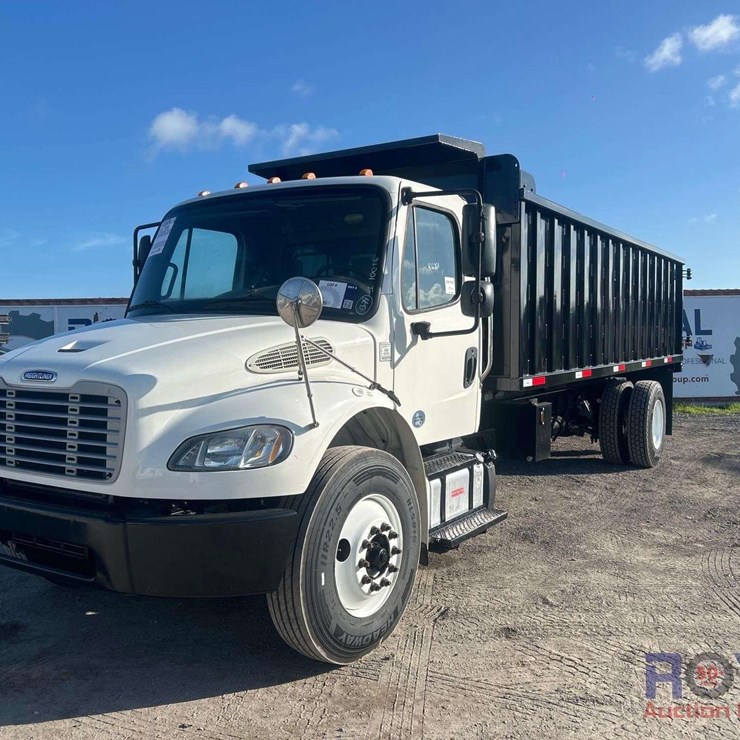 2019 Freightliner M2 106 Landscape Dump Truck