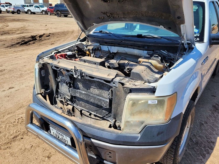 2011-ford-f150-xl-image-12