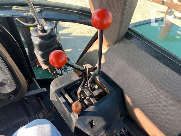john-deere-2550-image-32