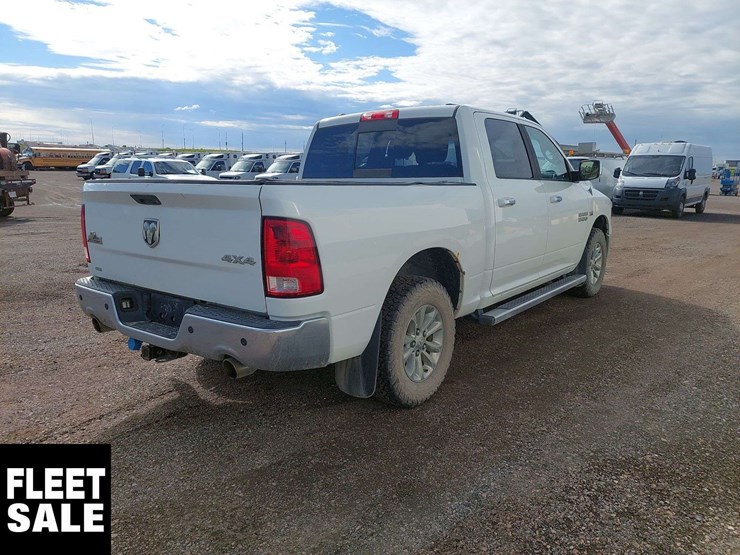 2013-ram-1500-slt-image-4