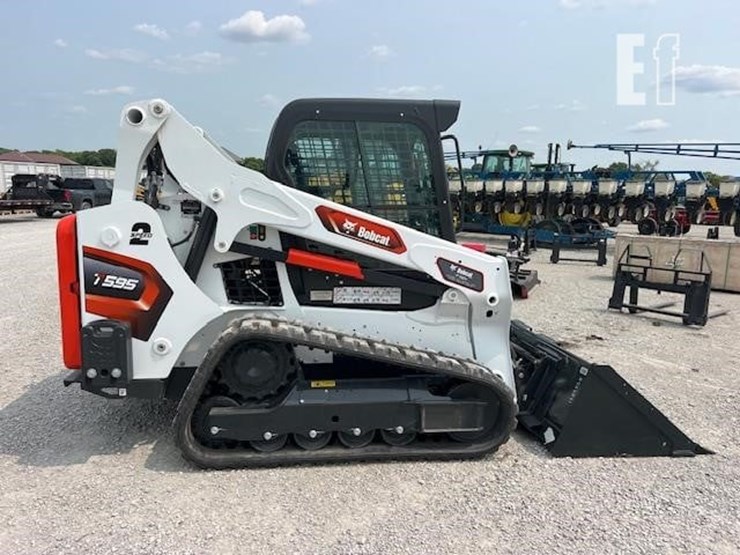 2024-bobcat-t595-image-3