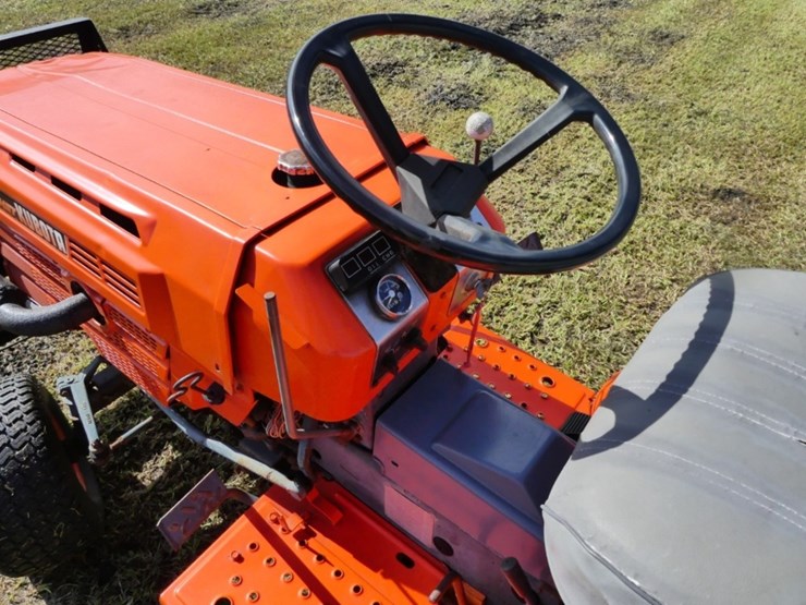 kubota-b7200-image-10