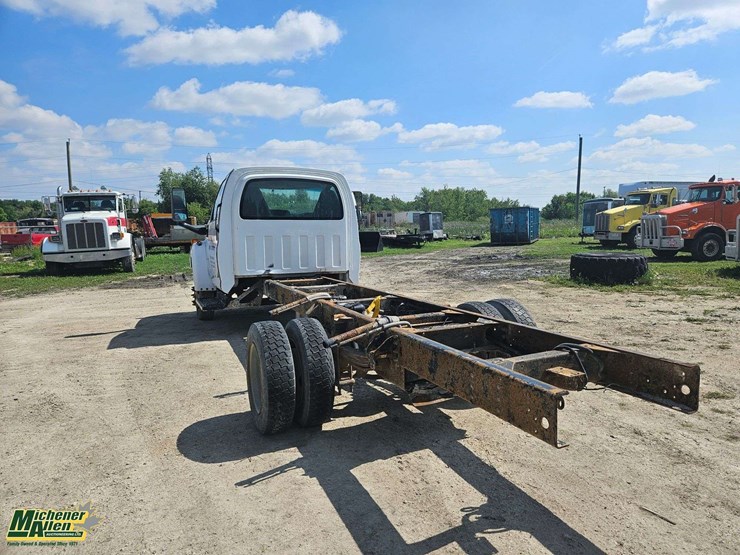 2005-chevrolet-kodiak-c4500-image-3