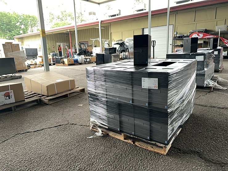 pallet-of-computers-image-1