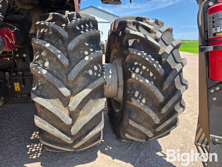 2016-case-ih-8240-image-13