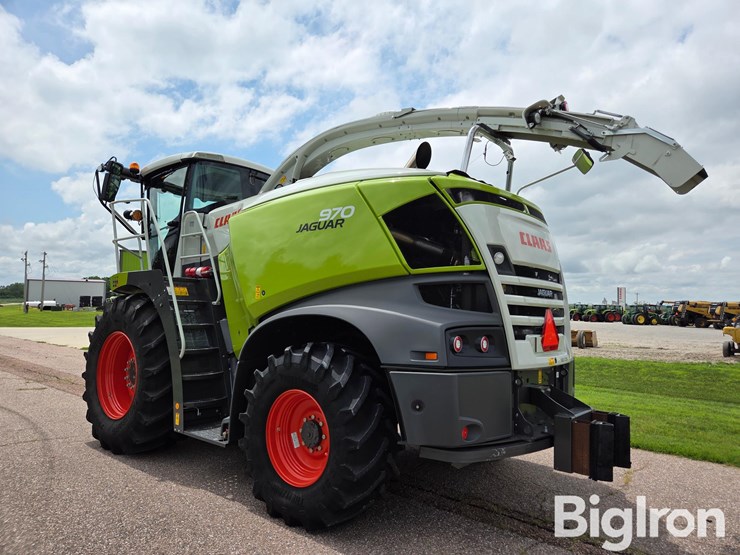 2022-claas-jaguar-970-image-7