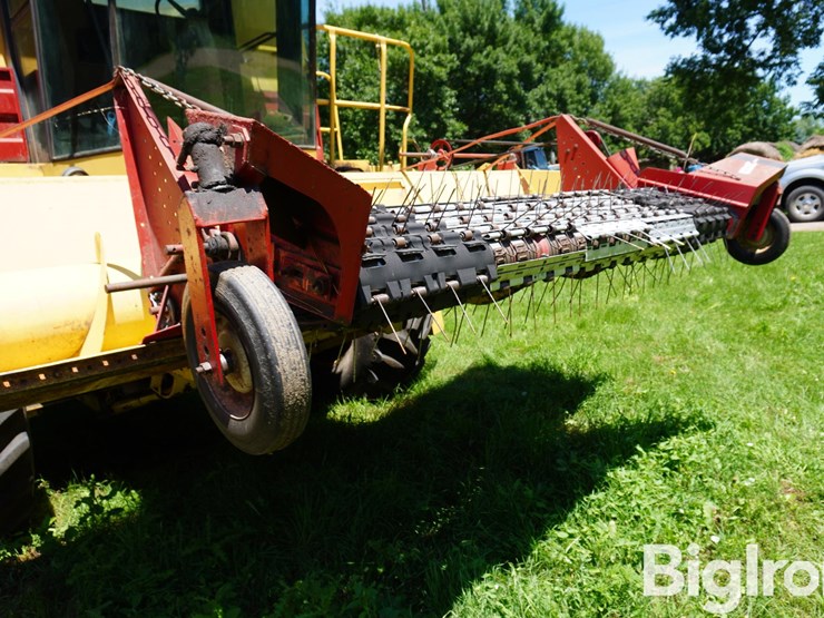 1992-new-holland-tr86-image-10