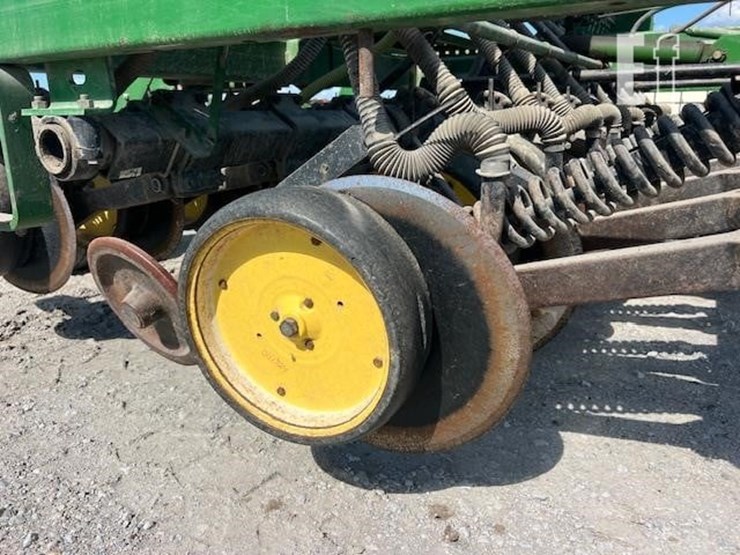 1993-john-deere-750-image-16