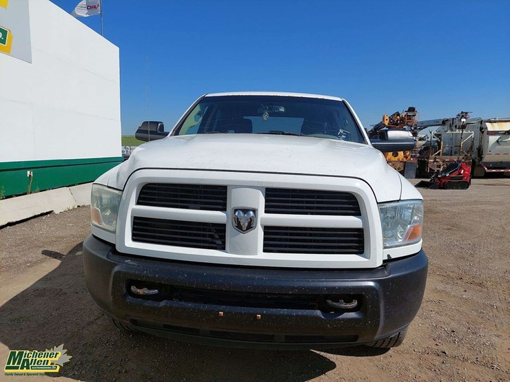 2012-ram-2500-st-image-16