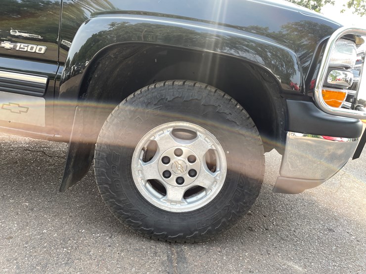 2002-chevrolet-silverado-1500-z71-image-30