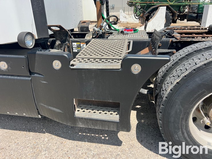 2006-kenworth-t600-image-13