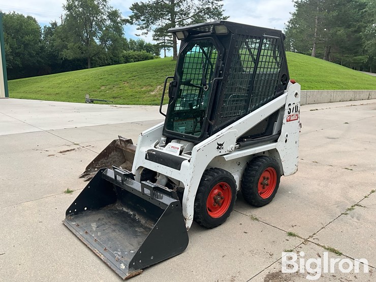 2010-bobcat-s70-image-1