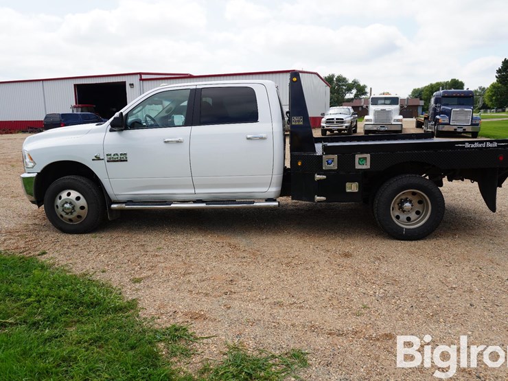 2018-ram-3500-slt-image-8