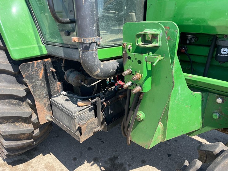 john-deere-7210-image-18