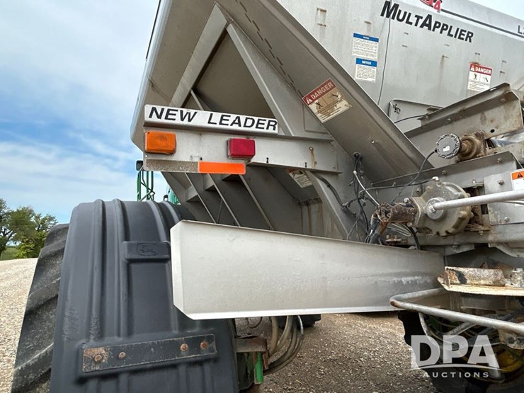 2009-john-deere-4930-image-39