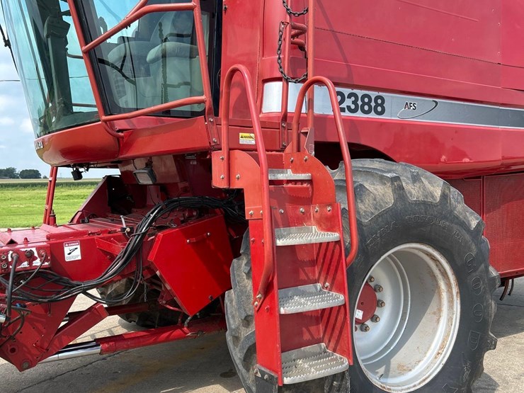 case-ih-2388-image-11