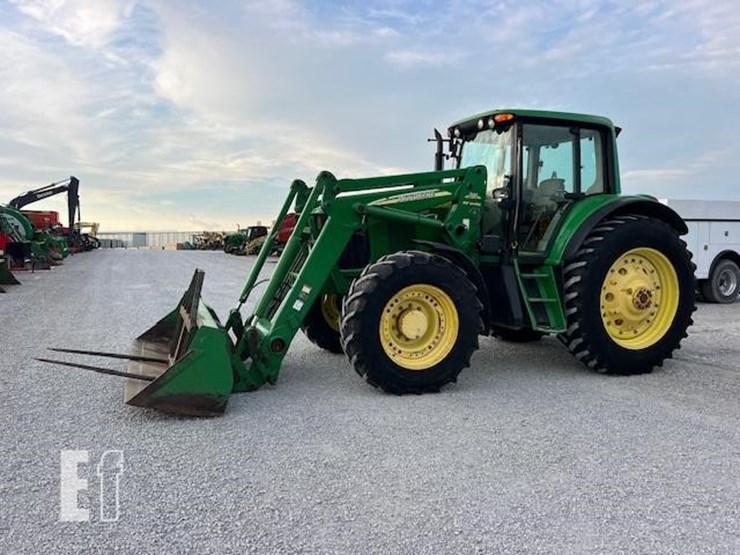 2005-john-deere-7420-image-2