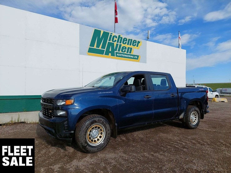 2021-chevrolet-silverado-1500-image-1