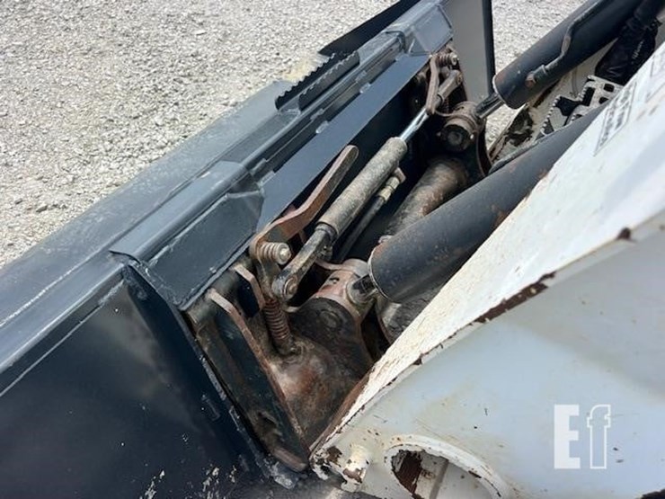 2020-bobcat-t870-image-26