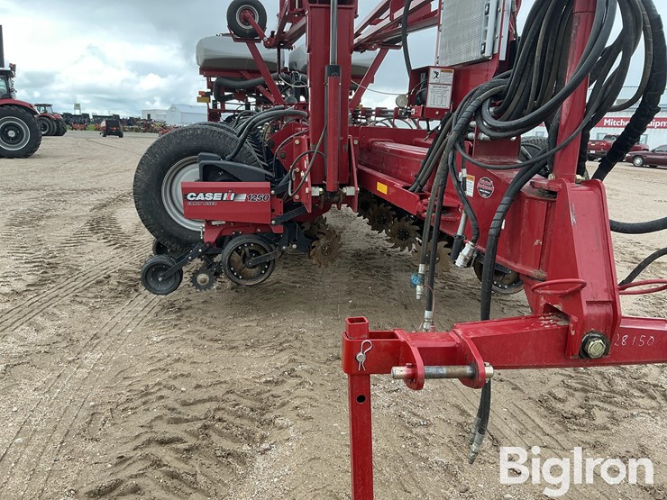 2012-case-ih-1250-image-10