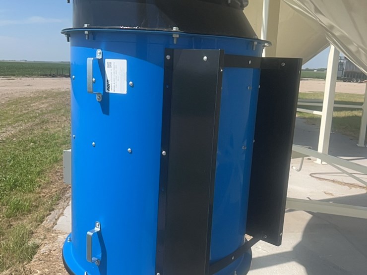 concept-7,500-bushel-hopper-bin,-fully-equipped-with-bin-fan-with-agi-grainguard-10-hp-three-phase-electric-motor.-image-33