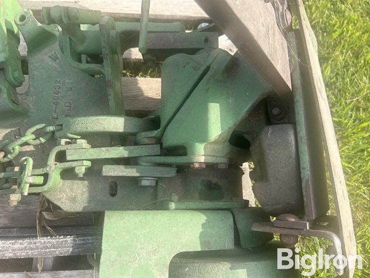 john-deere-350-image-12