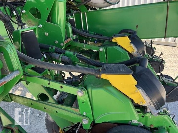 2009-john-deere-1770nt-image-54