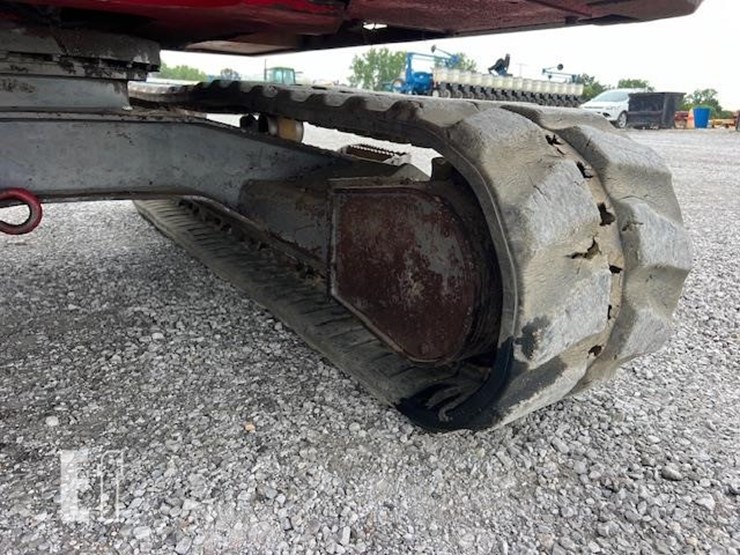 takeuchi-tb175-image-24