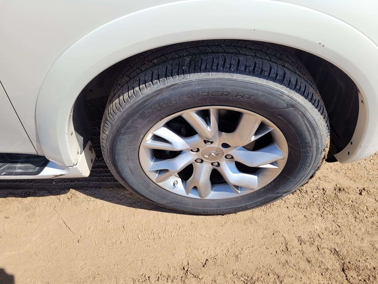 2012-infiniti-qx56-image-20