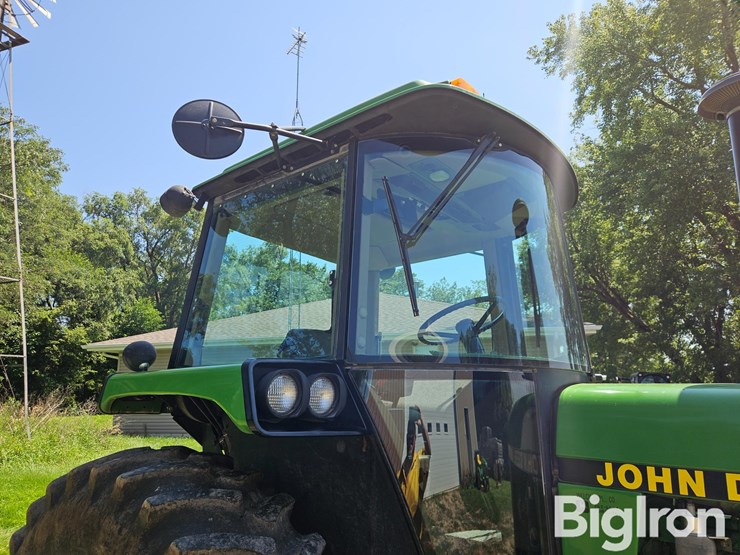 1992-john-deere-4255-image-17