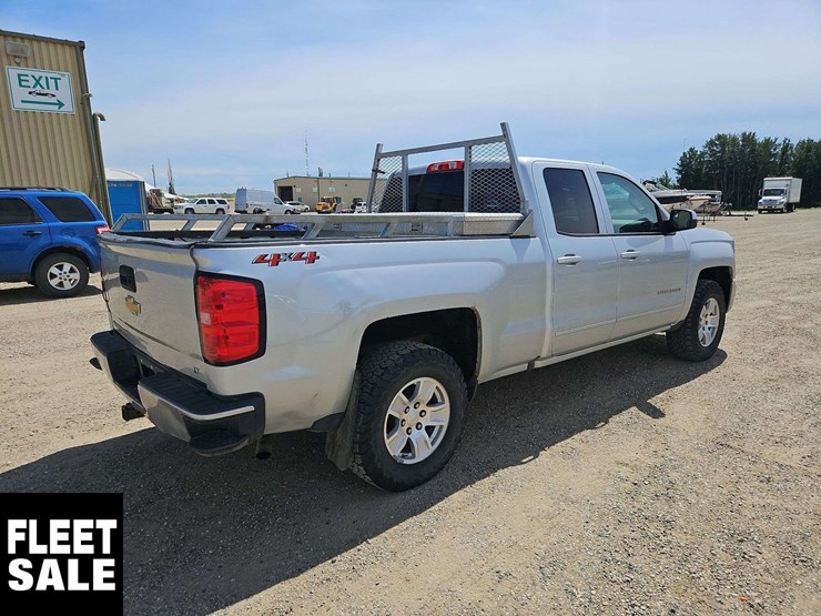 2018-chevrolet-silverado-1500-image-4