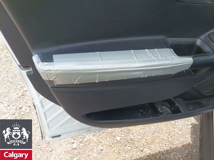 2018-ford-explorer-image-24
