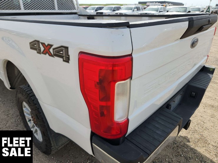 2019-ford-f350-image-36