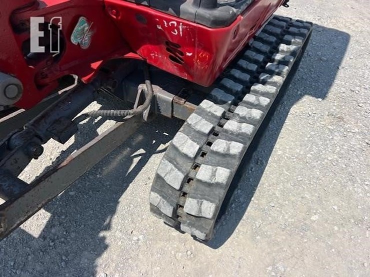 takeuchi-tb216-image-13