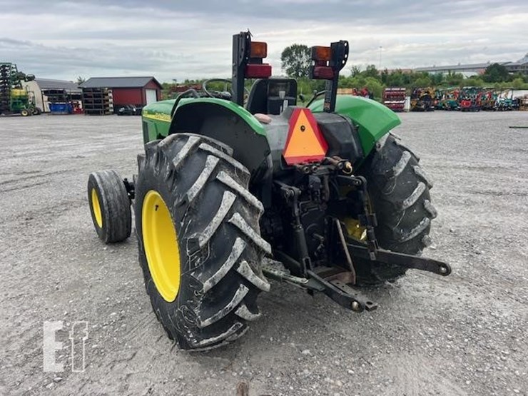 2001-john-deere-5320-image-4