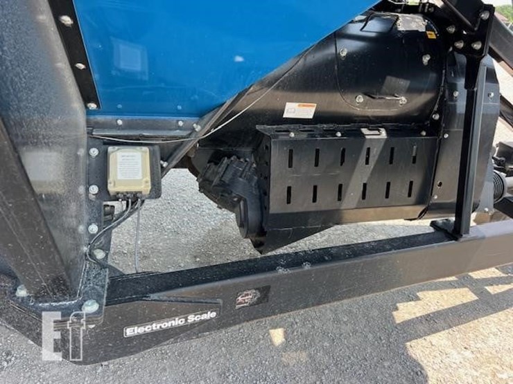 2014-kinze-1100-image-22