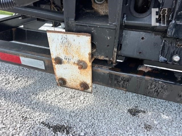 2019-mac-don-fd135-image-36