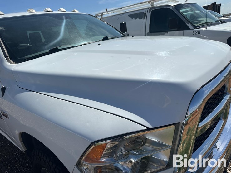 2018-ram-2500-hd-image-14