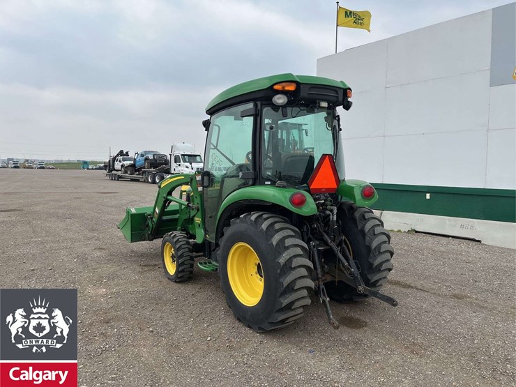 2011-john-deere-3520-image-11