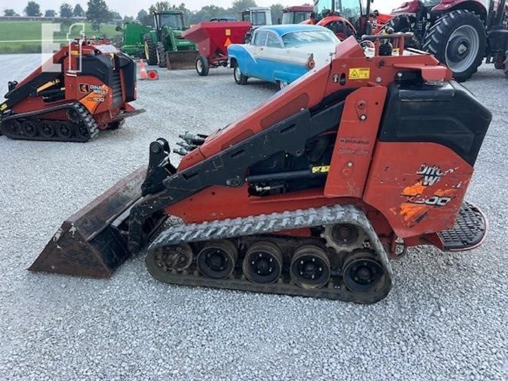 2020-ditch-witch-sk800-image-6