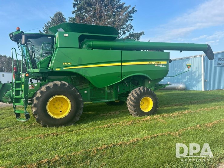 2013-john-deere-s670-image-27