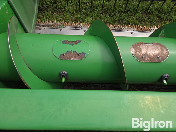 2005-john-deere-630f-image-14