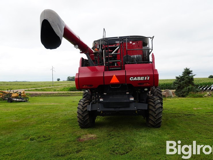 2010-case-ih-7120-image-6