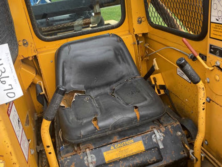 john-deere-570-image-6