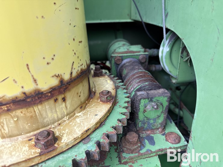 1975-john-deere-5400-image-15