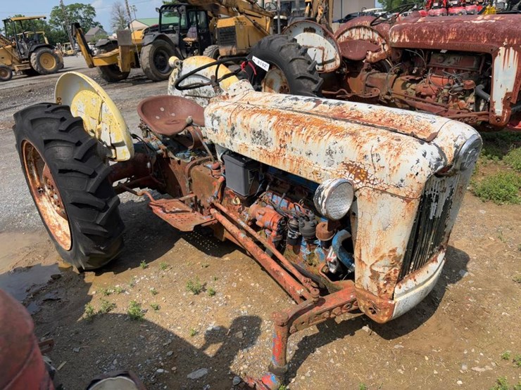 ford-851-image-6