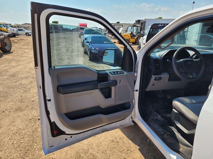 2018-ford-f150-xl-image-6