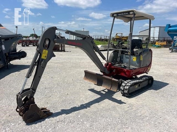 takeuchi-tb216-image-8