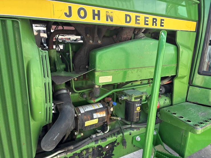 1987-john-deere-4630-image-37