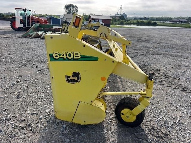 2007-john-deere-640b-image-2